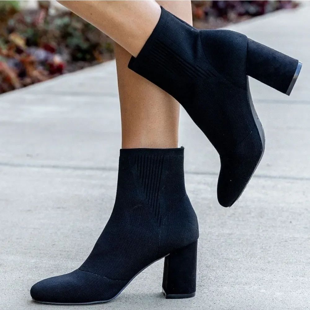 LILIANA POINTED TOE BLOCK HEEL ANKLE BOOTS